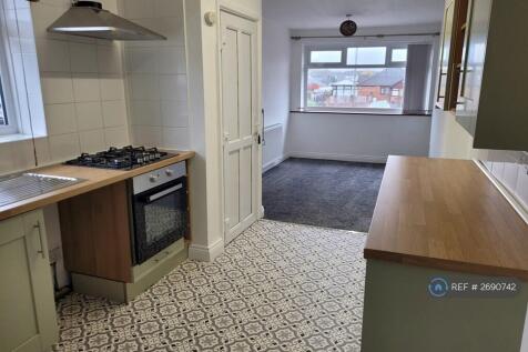 Room 9 Looking To Room 10