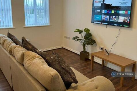 Open Plan Living Room/Diner