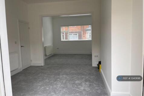 Lounge /Dinner Open Plan Blind Fire