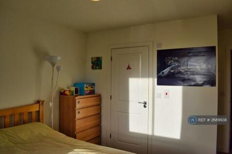 Master Bedroom Opposite