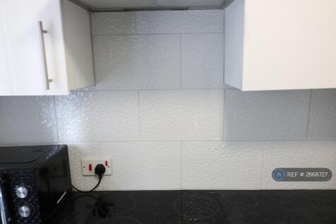 New Tiled Splashback