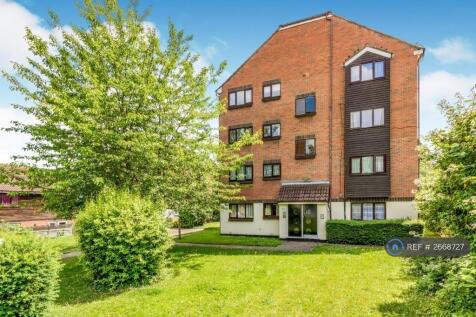 Robin House ¿ Quiet Block Near Town &amp; Station