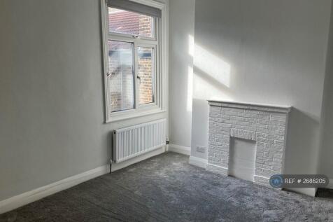 Standard Double Bedroom