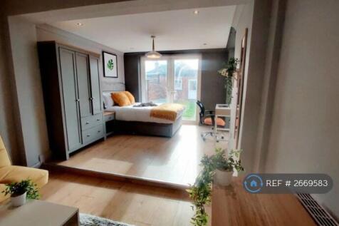 £975 Pcm Bedroom ( All Bills Inc.)