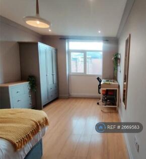 £950 Pcm Bedroom ( All Bills Inc.)