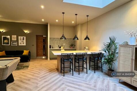 Resident&#39;s Communal Example