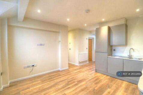 Kitchen/ Living Area