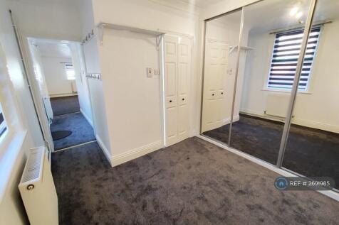 Bedroom With Ensuite