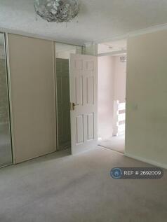 Building-In Wardrobe 