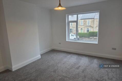 Large Double Bedroom Front