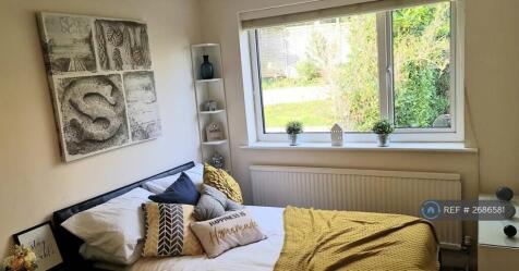 Room 6 - Garden View Room With Lots Of Light