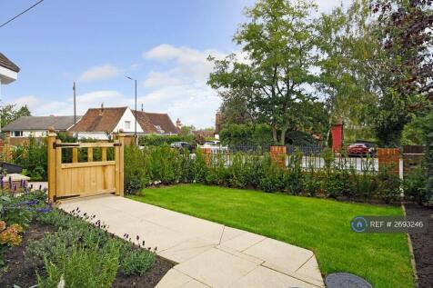 Private Front Garden