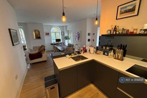 Open Plan Kitchen 