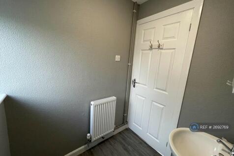 Separate Cloakroom