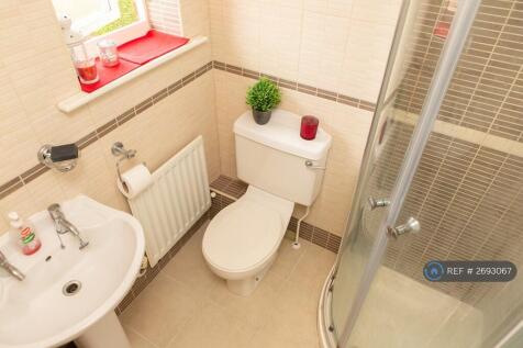 En-Suite For Master Bedroom