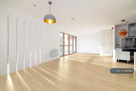 South Facing Flooded With Day Light