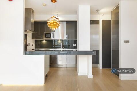 Fully Equipped Large Kitchen