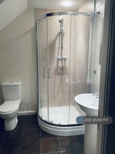 En Suite (For Master Bedroom)