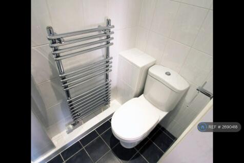 Shower Room 1 - Side View