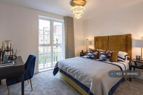 First Floor Bedroom 1 Showroom