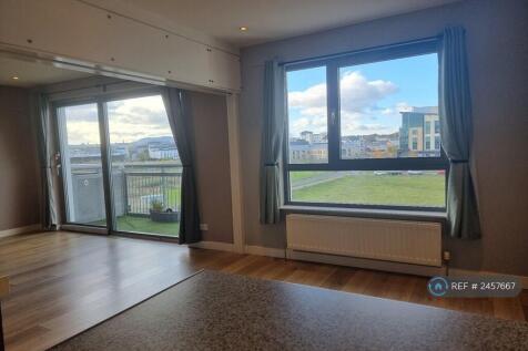 Lounge / Dining Room