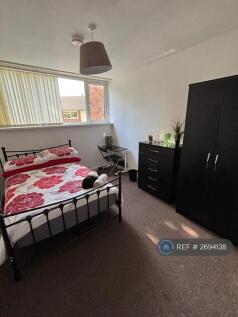 Double Room £200 a Week (£800 a Month)