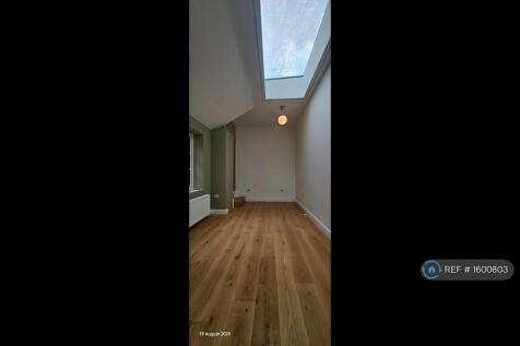 Dinning Area / Sitting Rm.