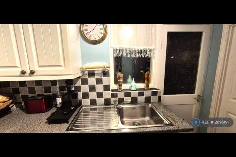 Sink With Mixer Tap, Washing Machine Space Beneath