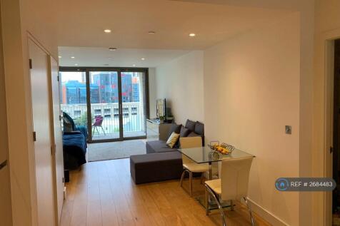 Open Plan Living &amp; Dining