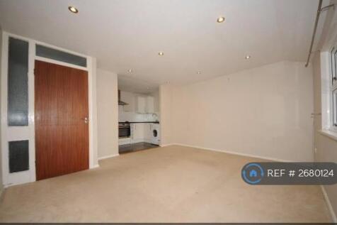 Lounge With Kitchen To The Far Left 