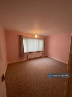 Bedroom - Double - Downstairs