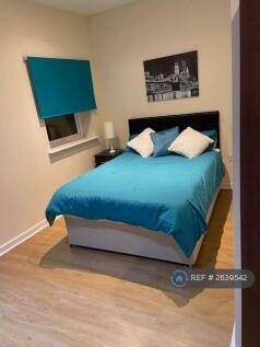 Apartment 4 Bedroom Pic 1