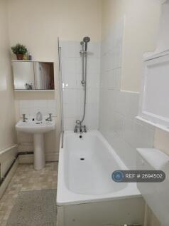 Huge Iron Bath With Shower!