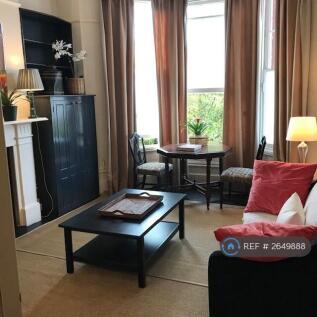 Large Sunny Reception Room