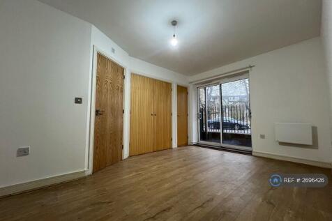 Bedroom 1 (With En-Suite)