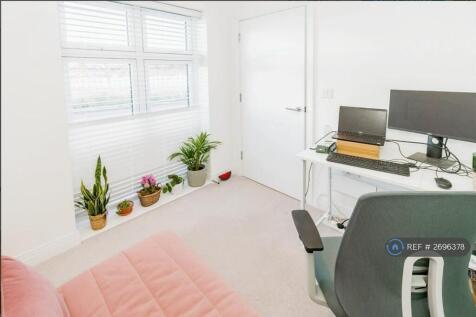 Office (Or Bedroom 5 On Ground Floor)