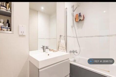 Shared Modern Clean Bathroom