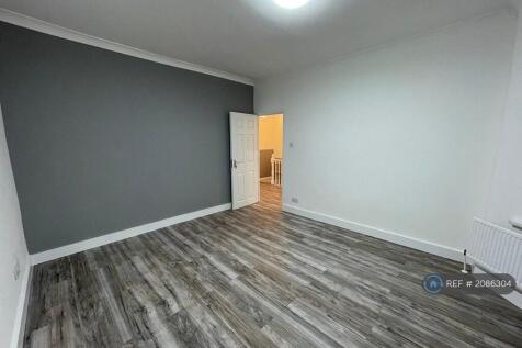 Bedroom 1 - Double Room