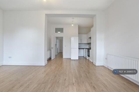 Kitchen / Living Room