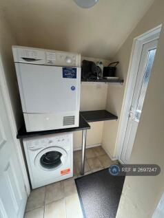 Washing Machine &amp; Dryer 