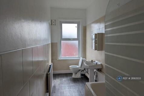 First Floor Bathroom