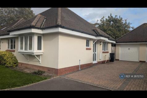 Drive Way And Detached Garage