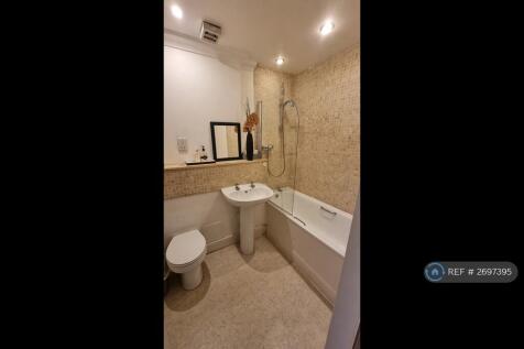 Main Bathroom And Powershower 