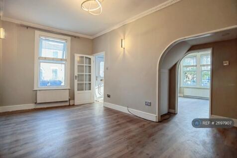 Ground Floor Reception