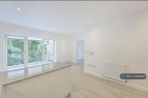 Open Plan Kitchen (1) Original Unfurnished Pic