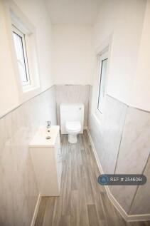 Back Bedroom Ensuite