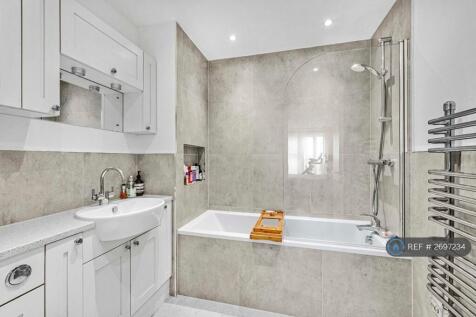 Master Ensuite