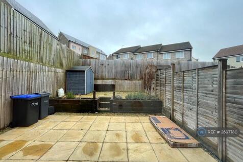 Low Maintenance Garden With Metal Shed