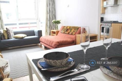 Lounge Overlooking Balcony