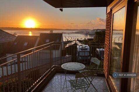 View Of Falmouth Harbour / Flushing Village